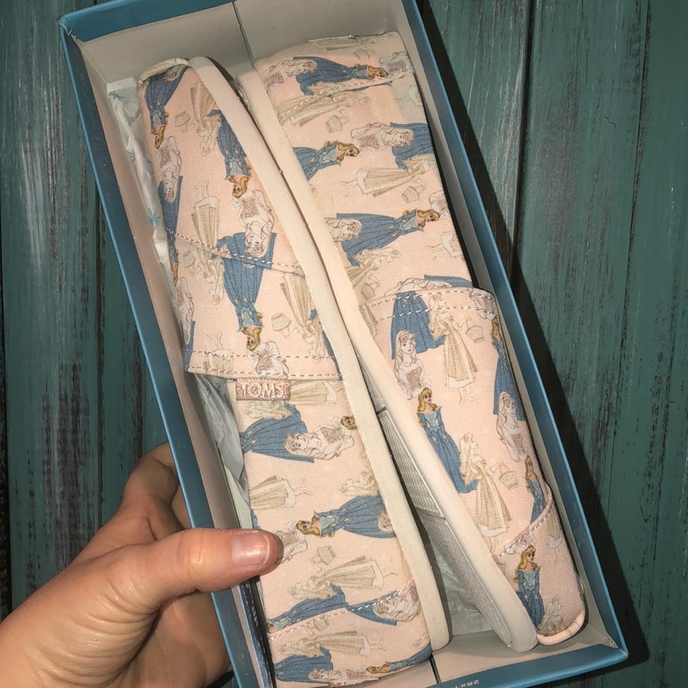 Toms Sleeping Beauty Shoes
